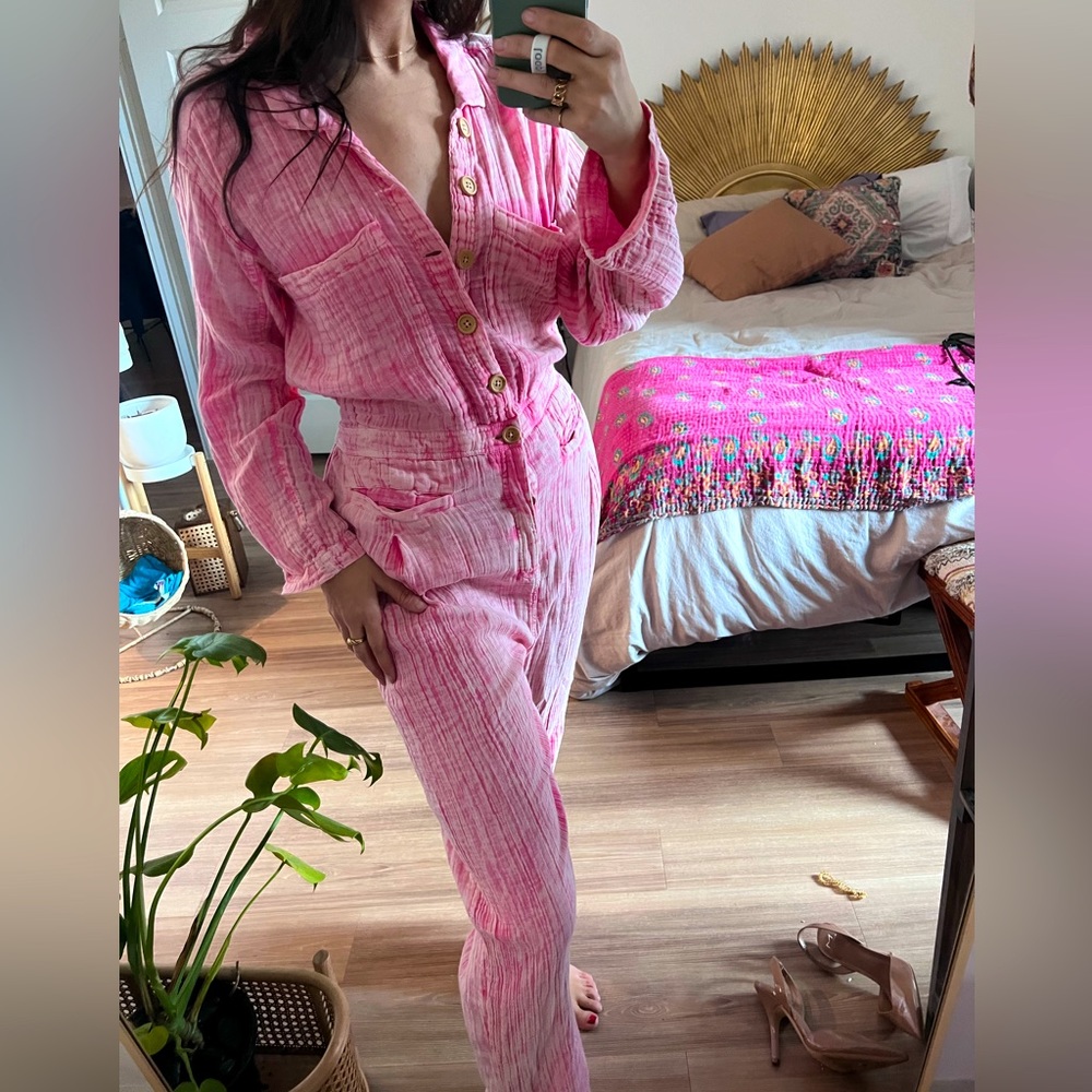 Gorgeous free people pink jumpsuit L